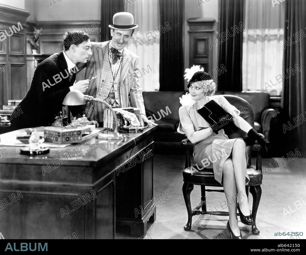 BUSTER KEATON y JIMMY DURANTE en PIERNAS DE PERFIL, 1932 (SPEAK EASILY), dirigida por EDWARD SEDGWICK. Copyright M.G.M.
