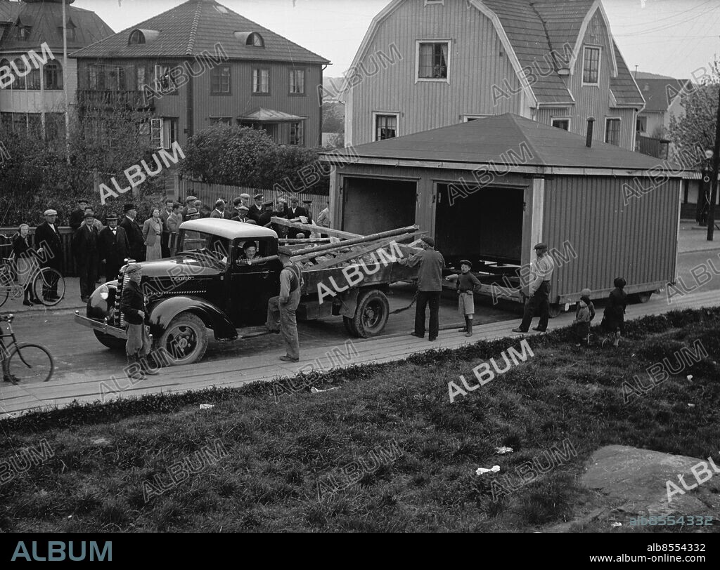 Göteborg. Hustransport. Flyttning av hus.. Maj 1939. *** Local Caption *** GP. KAMERAREPORTAGE.