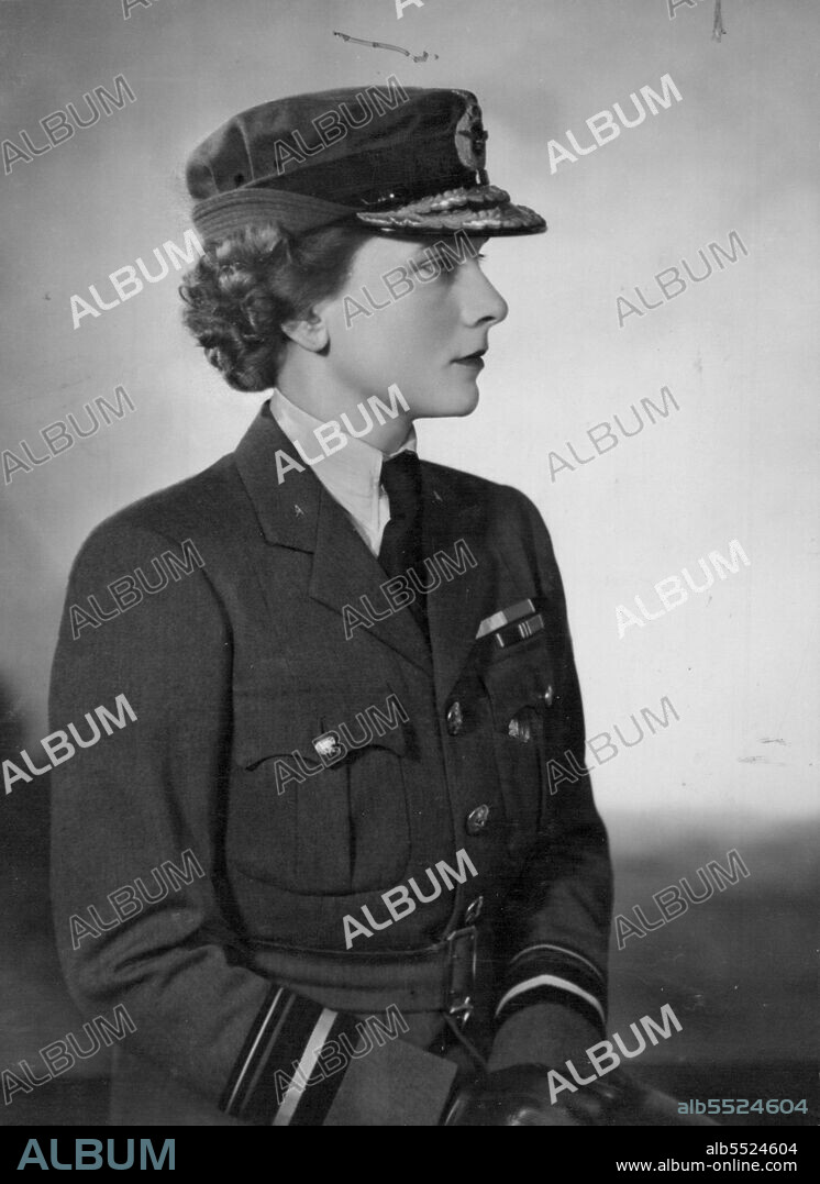 Duchess of Gloucester - Alice - Portraits. December 23, 1944. (Photo by Dorothy Wilding).