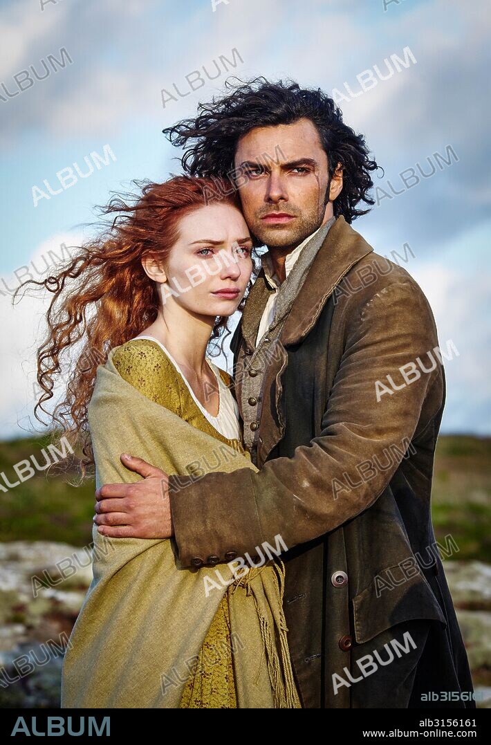 AIDAN TURNER et ELEANOR TOMLINSON dans POLDARK, 2015, réalisé par EDWARD BAZALGETTE. Copyright BBC.