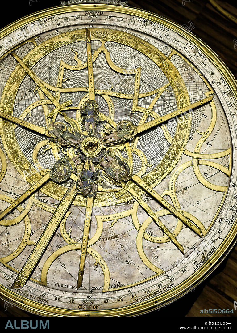 Tobias Volckmer, Astrolabium, Brass, Copper, silvered, gilded, painted, Copper, gilded, silvered, Total: Diameter: 51 cm, Astronomical measuring instruments, Scientific instruments, Timepieces, Renaissance, Invented in antiquity, further developed by the Arabs and used until modern times: An astrolabium can determine time and direction without a compass using the stars.