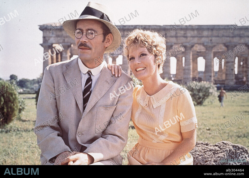 PETER O'TOOLE y PETULA CLARK en ADIOS MR. CHIPS, 1969 (GOODBYE, MR CHIPS), dirigida por HERBERT ROSS. Copyright M.G.M.