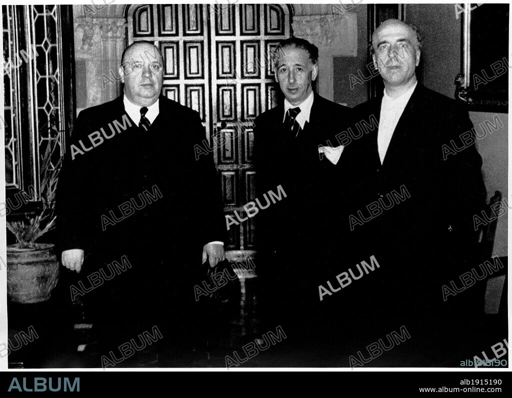 Lluís Companys i Jover (El Tarròs, 1882-Barcelona, 1940), presidente de la Generalitat de Catalunya, junto a Indalecio Prieto (1883-1962).