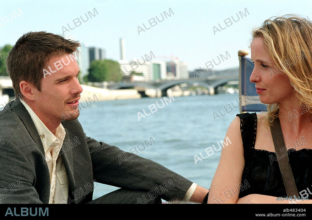 ETHAN HAWKE y JULIE DELPY en ANTES DEL ATARDECER, 2004 (BEFORE SUNSET), dirigida por RICHARD LINKLATER. Copyright CASTLE ROCK ENTERTAINMENT.