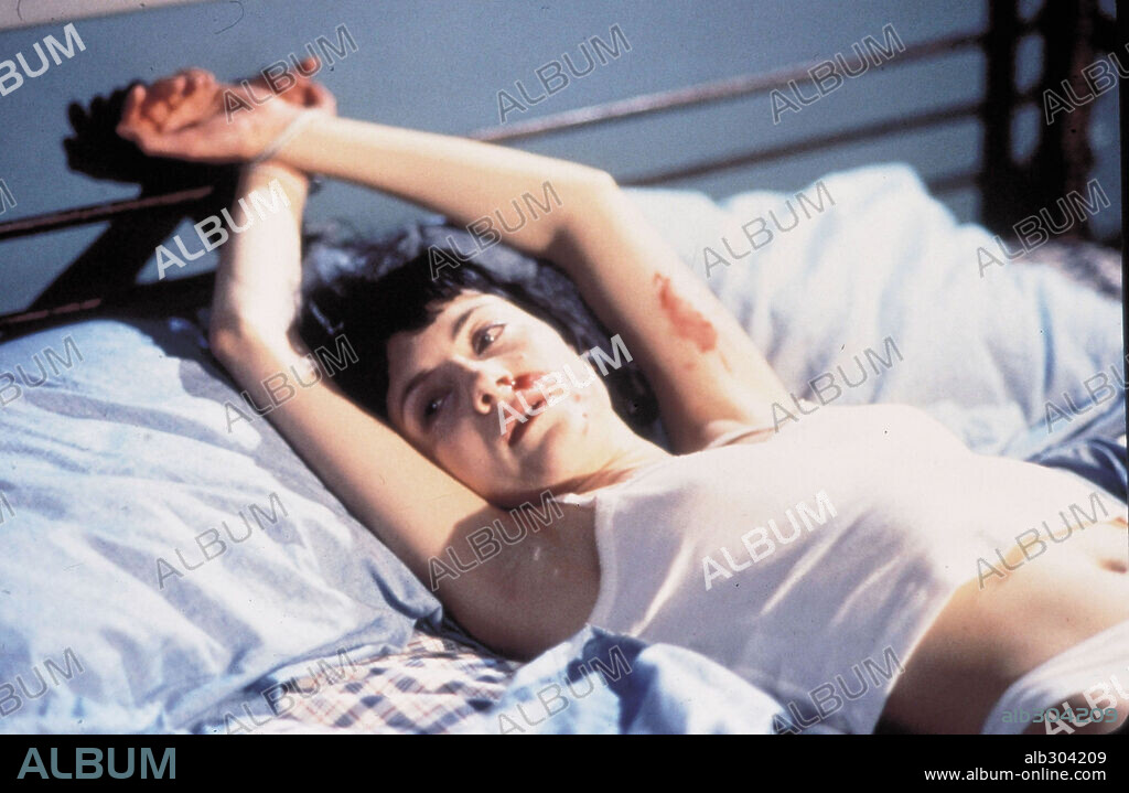 NAJWA NIMRI in OPEN YOUR EYES, 1997 (ABRE LOS OJOS), directed by ALEJANDRO AMENABAR. Copyright SOGETEL.