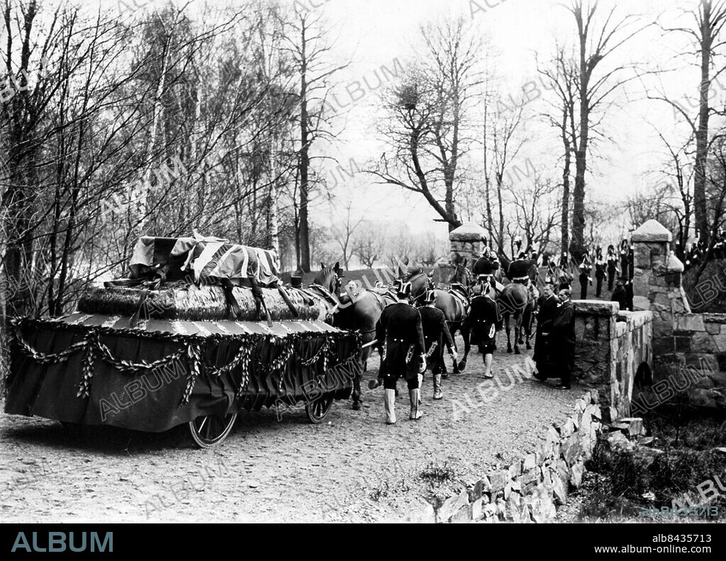 STOCKHOLM 19220515 . Kronprinsessan Margaretas begravning den 15 maj 1922 på den kungliga begravningsplatsen i Haga.. Foto: Bertil Norberg Kod: 1060. COPYRIGHT SCANPIX SWEDEN.