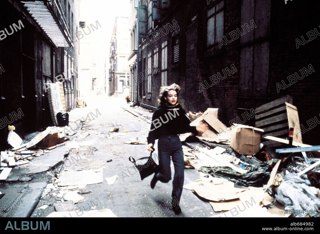 ZOE TAMERLIS en ÁNGEL DE VENGANZA, 1981 (MS. 45), dirigida por ABEL FERRARA. Copyright WARNER BROS.