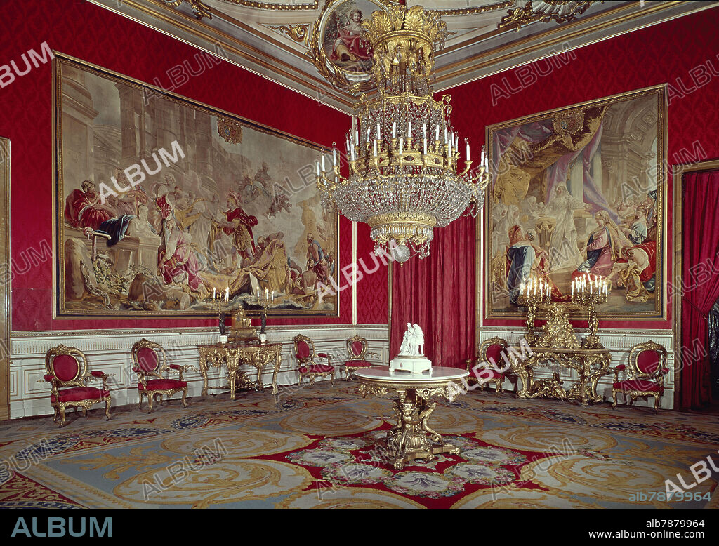 ANTESALA DE LA REINA MARIA CRISTINA DEL PALACIO REAL DE MADRID.