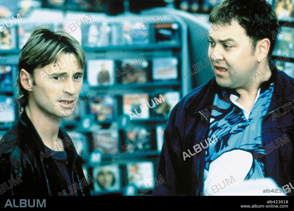 MARK ADDY y ROBERT CARLYLE en FULL MONTY, 1997, dirigida por PETER CATTANEO. Copyright FOX SEARCHLIGHT PICTURES.