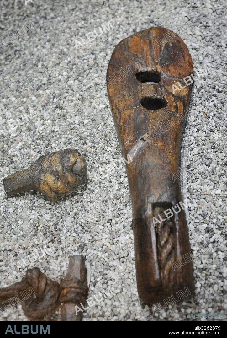 Época Vikinga. Detalle de la parte de un sonajero utilizado probablemente como instrumento musical o para rituales religiosos. Tumba del Barco de Oseberg. Siglo IX. Museo de los Barcos Vikingos. Oslo. Noruega.