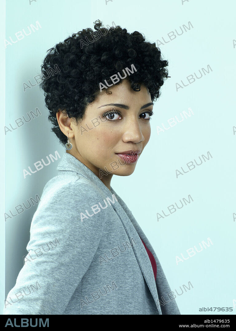 JASIKA NICOLE in FRINGE, 2008, directed by BRAD ANDERSON, JEANNOT SZWARC and JOE CHAPPELLE. Copyright BAD ROBOT/FRINGE ELEMENT FILMS.