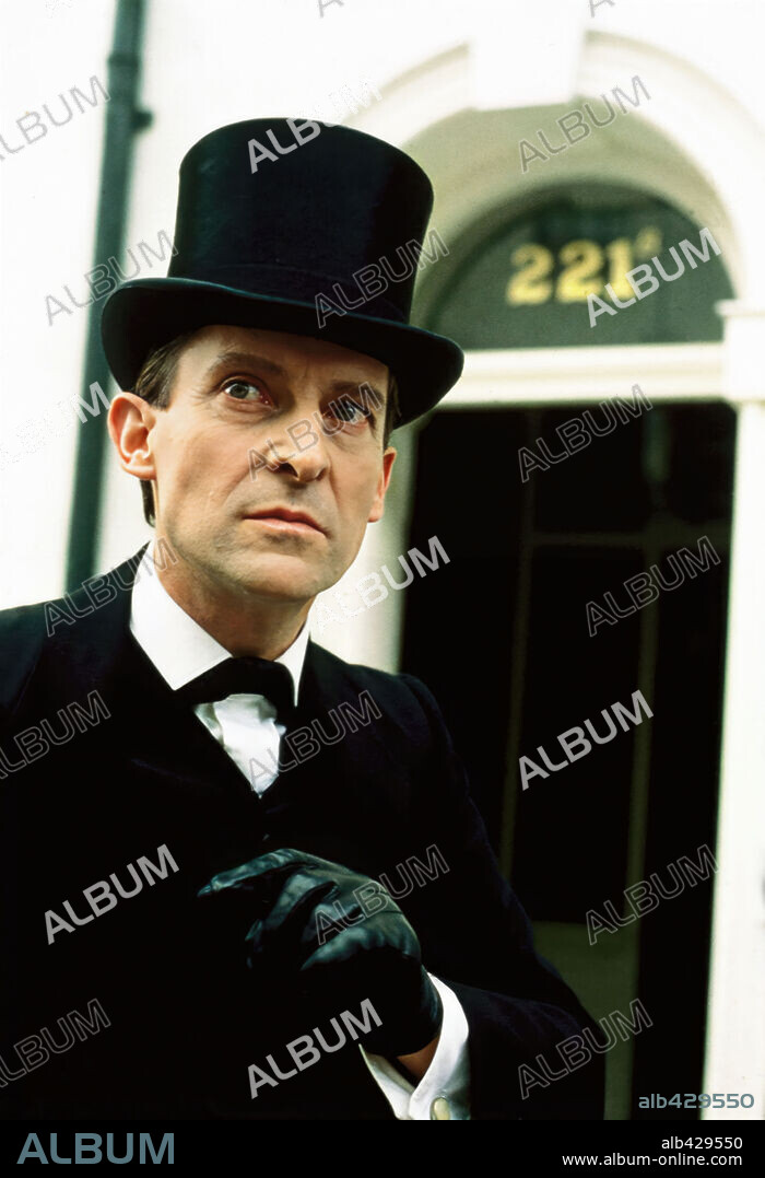 JEREMY BRETT dans THE ADVENTURES OF SHERLOCK HOLMES, 1984. Copyright GRANADA TV.