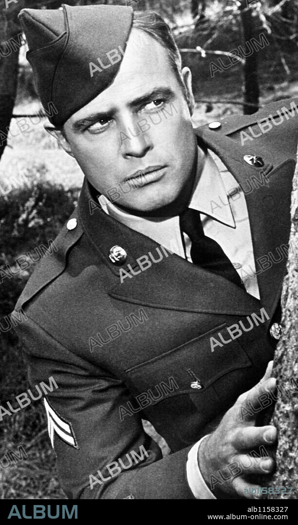 MARLON BRANDO in BEDTIME STORY, 1964, directed by RALPH LEVY. Copyright UNIVERSAL PICTURES.