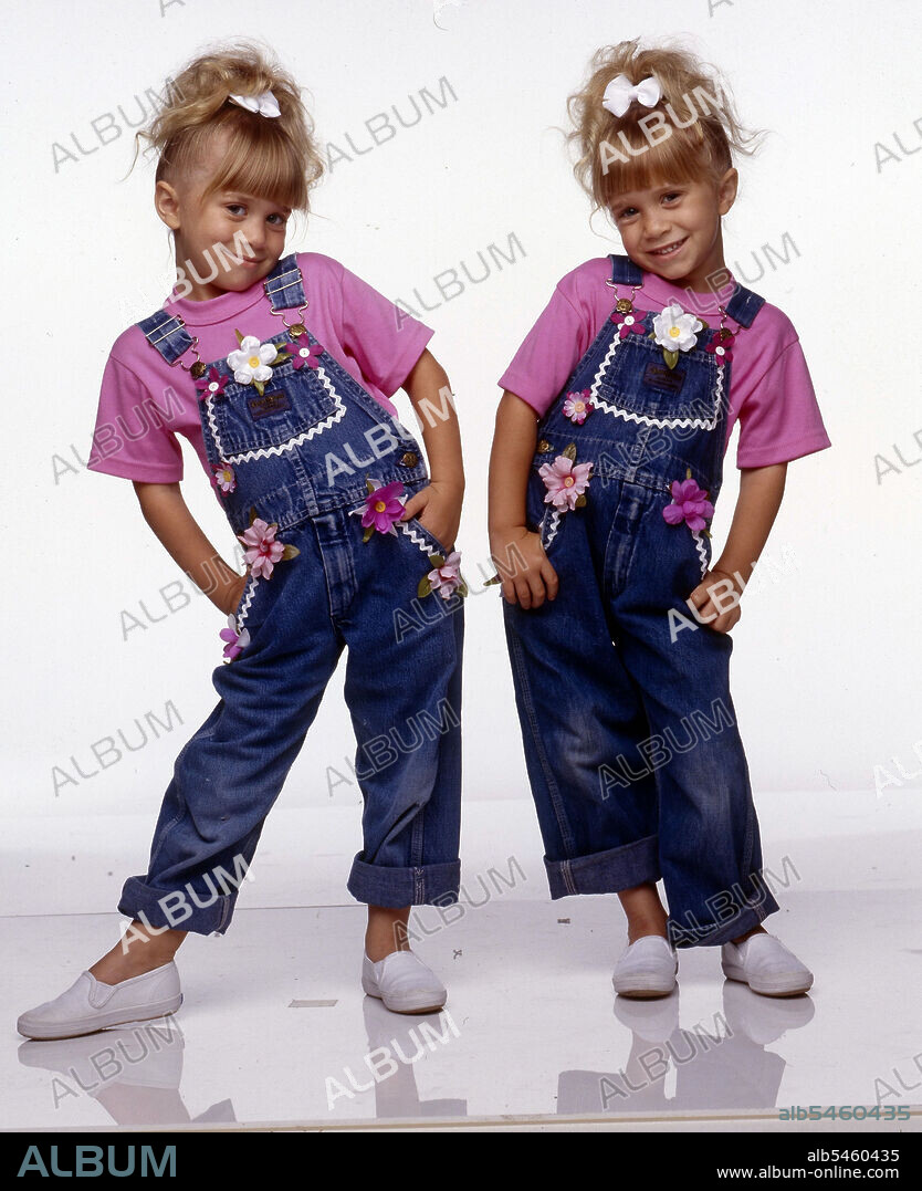 ASHLEY OLSEN and MARY-KATE OLSEN in FULL HOUSE, 1987, directed by JEFF FRANKLIN. Copyright LORIMAR PRODUCTIONS.