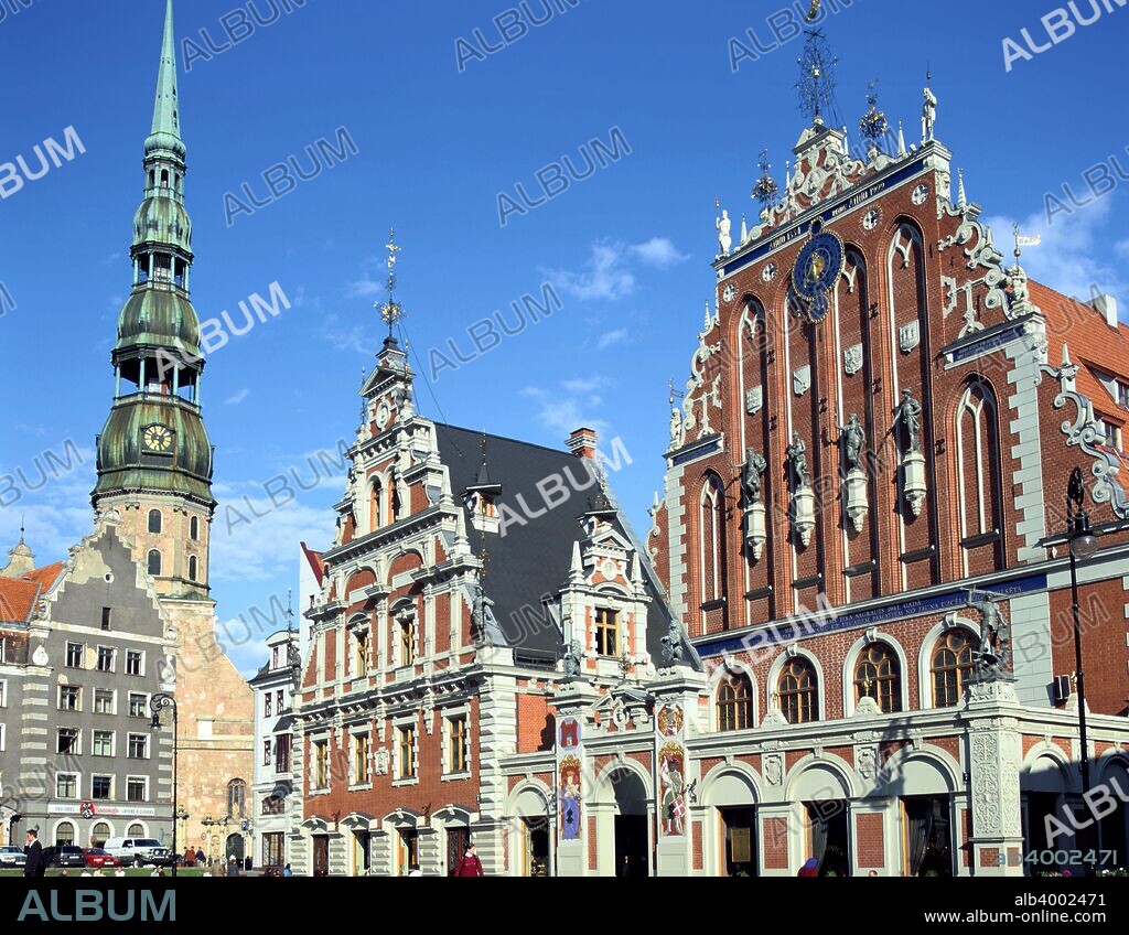 House of Blackheads and St Peter's church, Riga, Latvia. One of the architectural treasures of Riga, this building was recently rebuilt in honour of the city's 800th anniversary in 2001. Dating from 1344, it was destroyed in 1941. The building was rented to the Blackheads, a guild of foreign merchants from the 15th century and was purchased by them in 1713. St Peter's Church is regarded as one of the finest Gothic churches in the Baltic states.