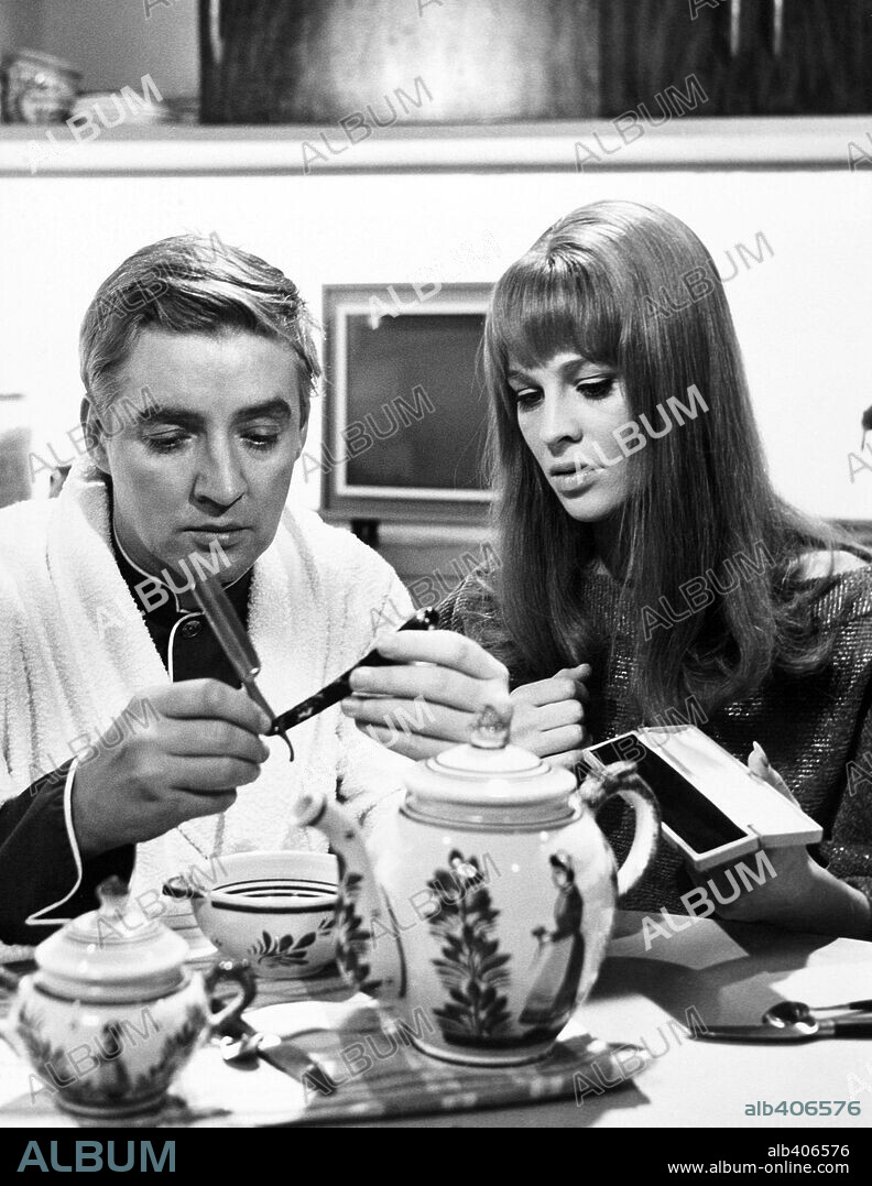 JULIE CHRISTIE und OSKAR WERNER in FAHRENHEIT 451, 1966, unter der Regie von FRANCOIS TRUFFAUT. Copyright ANGLO ENTERPRISE-VINEYARD-RANK/UNIVERSAL.