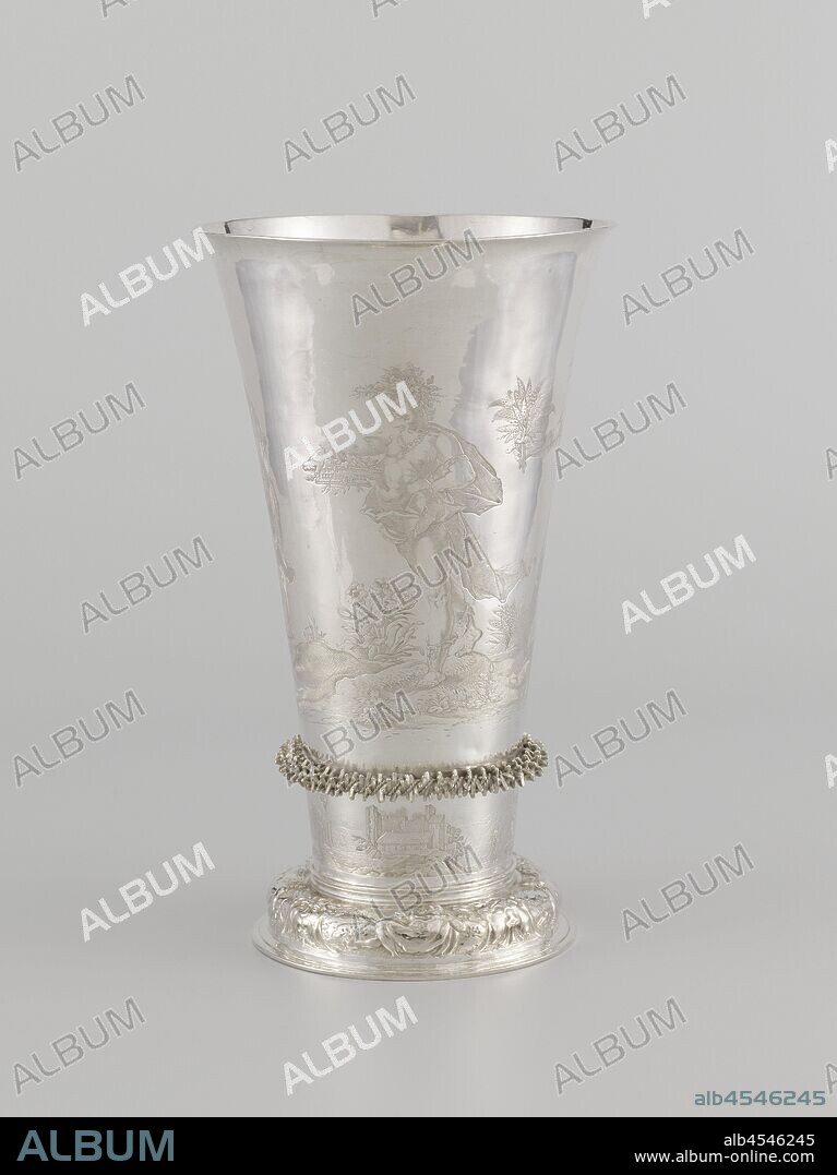 Cup with the four seasons, crucible cup of silver on an arched base. Decorated with engravings of four allegorical figures, representing the four seasons, (story of) Ceres (Demeter), summer, 'Aestas', 'Estate' (Ripa), anonymous, Groningen, c. 1600 - c. 1650, silver (metal), h 22.0 cm × d 12.7 cm.