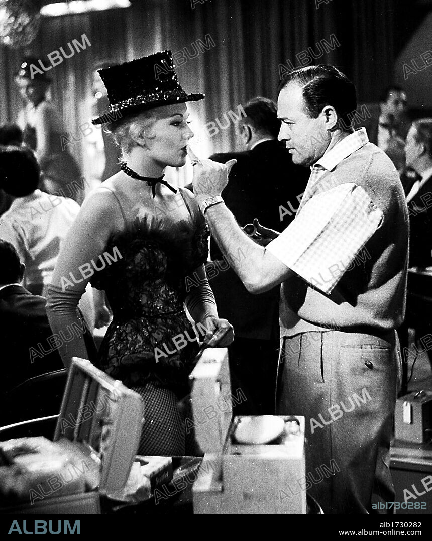 KIM NOVAK in PAL JOEY, 1957, directed by GEORGE SIDNEY. Copyright COLUMBIA PICTURES.