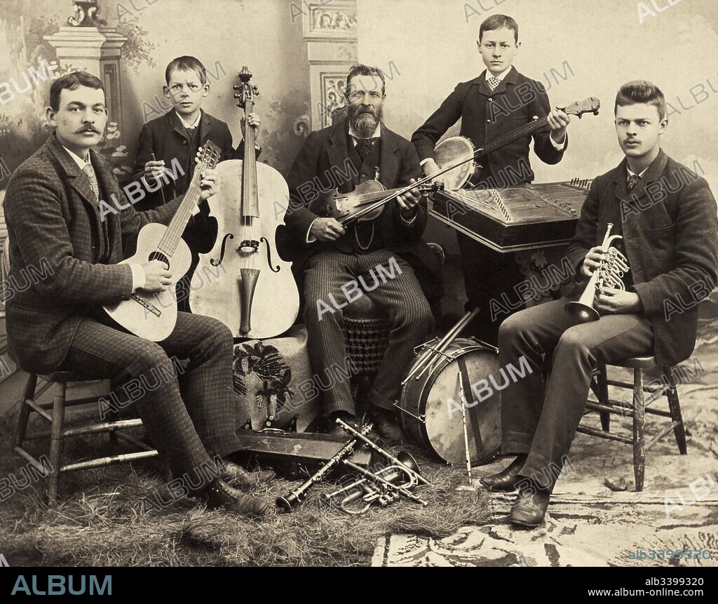 Cresswell, Oregon:  c. 1890 A photo of the Scotts String Band by the J.A. Briggs Portable Photographic Studio of Pleasant Hill, Oregon.