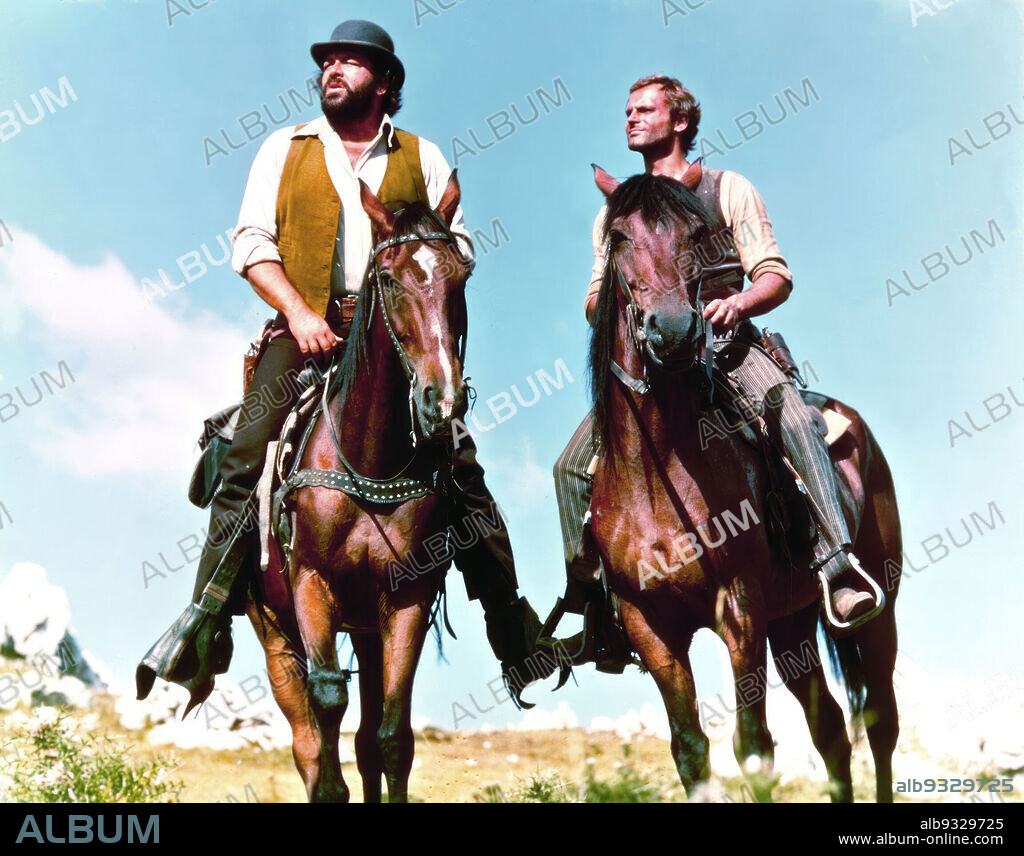 BUD SPENCER and TERENCE HILL in THEY CALL ME TRINITY, 1970 (LO CHIAMAVANO TRINITA...), directed by ENZO BARBONI. Copyright WEST FILM.