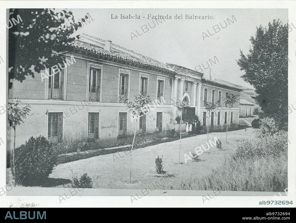 Guadalajara, 1910 (CA.). Fachada del balneario de La Isabela, que quedó sumido en las aguas del embalse de Buendía.