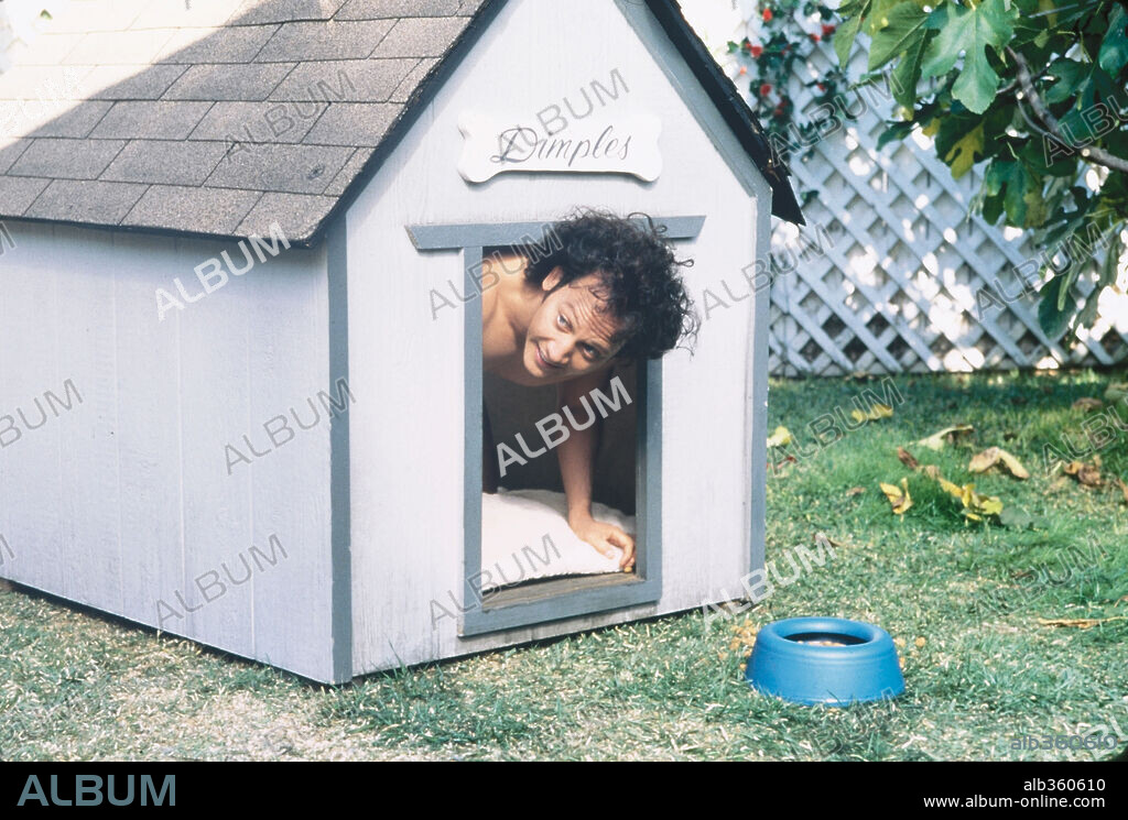 ROB SCHNEIDER en ESTOY HECHO UN ANIMAL, 2001 (THE ANIMAL), dirigida por LUKE GREENFIELD. Copyright REVOLUTION STUDIOS / MASI, FRANK.