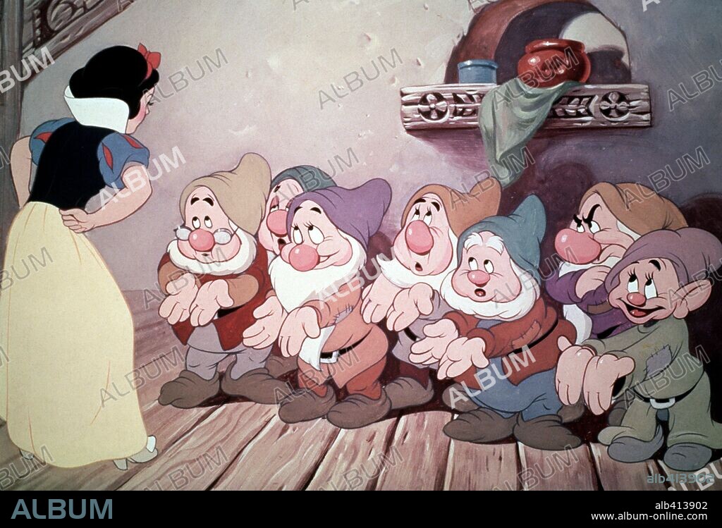 BLANCANIEVES Y LOS SIETE ENANITOS, 1937 (SNOW WHITE AND THE SEVEN DWARFS), dirigida por WALT DISNEY. Copyright WALT DISNEY PRODUCTIONS.