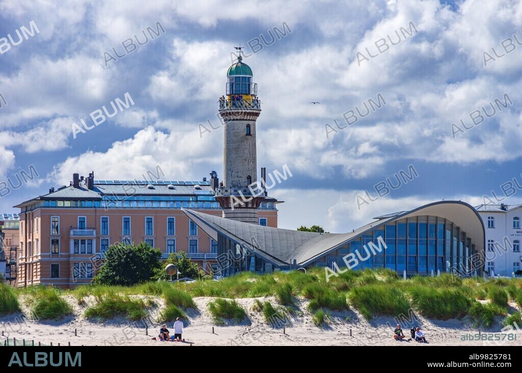 Dreamlike beach; old lighthouse and Teepott; the landmarks of Rostock-Warnemünde; Mecklenburg-Western Pomerania; Germany; Europe.