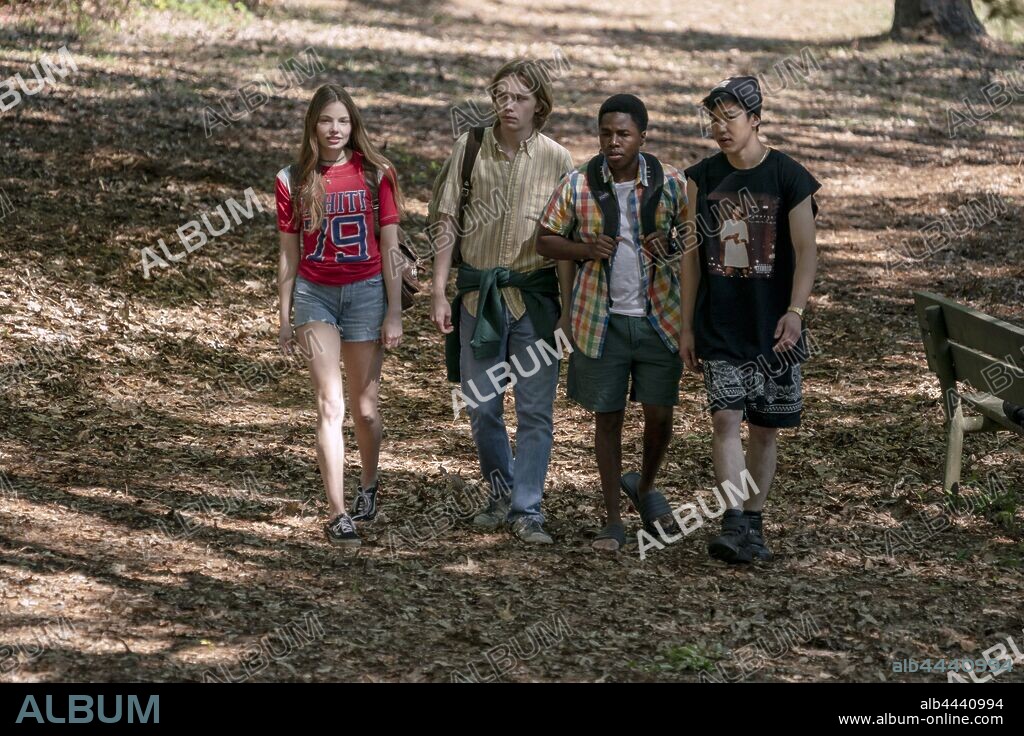 CHARLIE PLUMMER, DENNY LOVE, JAY LEE and KRISTINE FROSETH in LOOKING FOR ALASKA, 2019, directed by JOSH SCHWARTZ. Copyright Fake Empire / Paramount Pictures / Watermark Pictures.