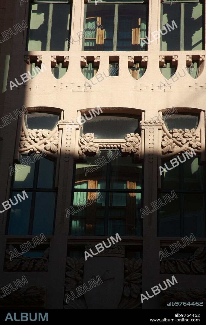 Zaragoza 21 de enero de 2013 Reportaje Arquitectura Modernista Antiguo Casino Mercantil   foto Fabián Simón archdc.