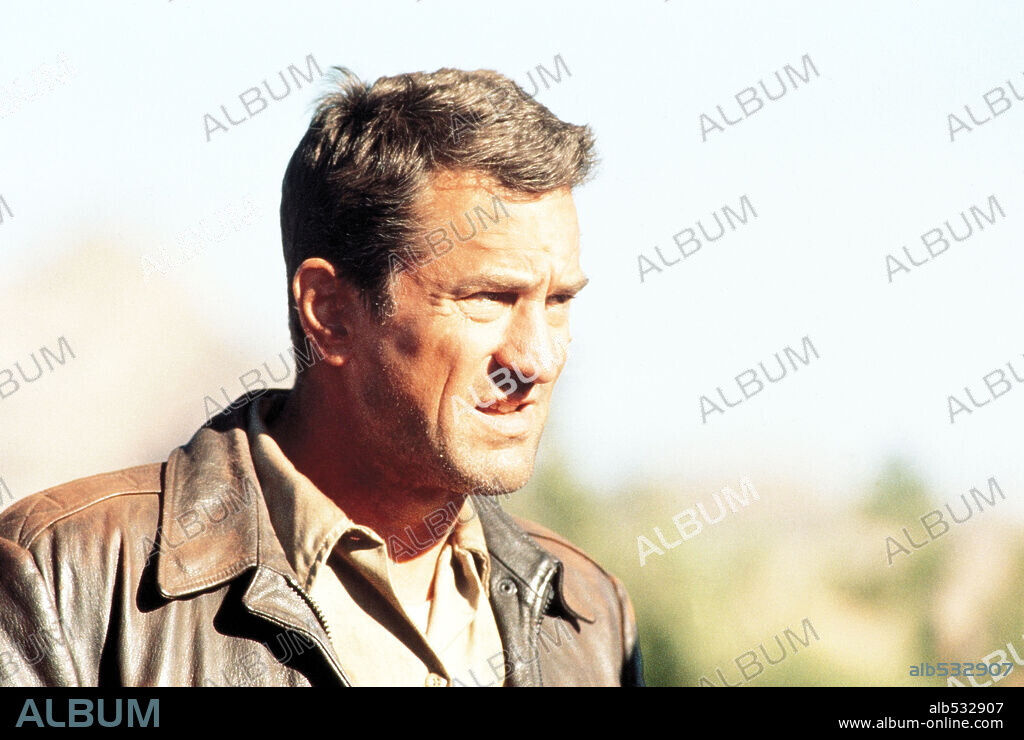 ROBERT DE NIRO in MIDNIGHT RUN - 5 TAGE BIS MITTERNACHT, 1988 (MIDNIGHT RUN), unter der Regie von MARTIN BREST. Copyright UNIVERSAL PICTURES.