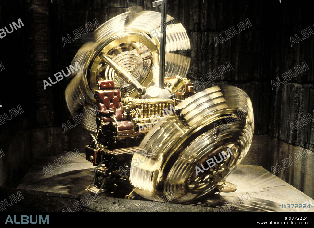 LA MÁQUINA DEL TIEMPO, 2002 (THE TIME MACHINE), dirigida por SIMON WELLS. Copyright DREAMWORKS SKG/WARNER BROS.