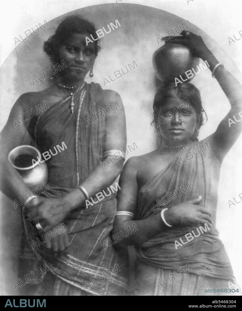 Sri Lankan Tamils or Ceylon Tamils, are a section of Tamil people native to the South Asia island state of Sri Lanka. According to anthropological evidence, Sri Lankan Tamils have lived on the island around the 2nd century BCE. Most modern Sri Lankan Tamils claim descent from residents of Jaffna Kingdom, a former kingdom in the north of the island and Vannimai chieftaincies from the east. They constitute a majority in the Northern Province, live in significant numbers in the Eastern Province, and are in the minority throughout the rest of the country. Sri Lankan Tamils are culturally and linguistically distinct from the other two Tamil-speaking minorities in Sri Lanka, the Indian Tamils and the Moors. The Sri Lankan Tamils are mostly Hindus with a significant Christian population.