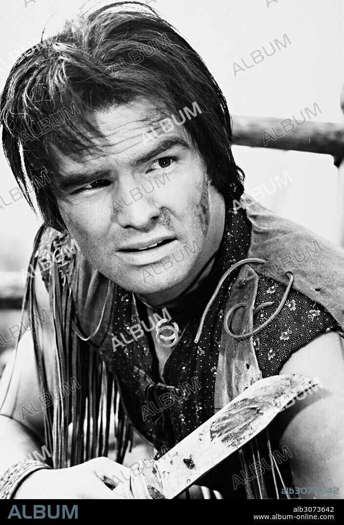 BURT REYNOLDS in NAVAJO JOE, 1966, unter der Regie von SERGIO CORBUCCI. Copyright DINO DE LAURENTIIS.