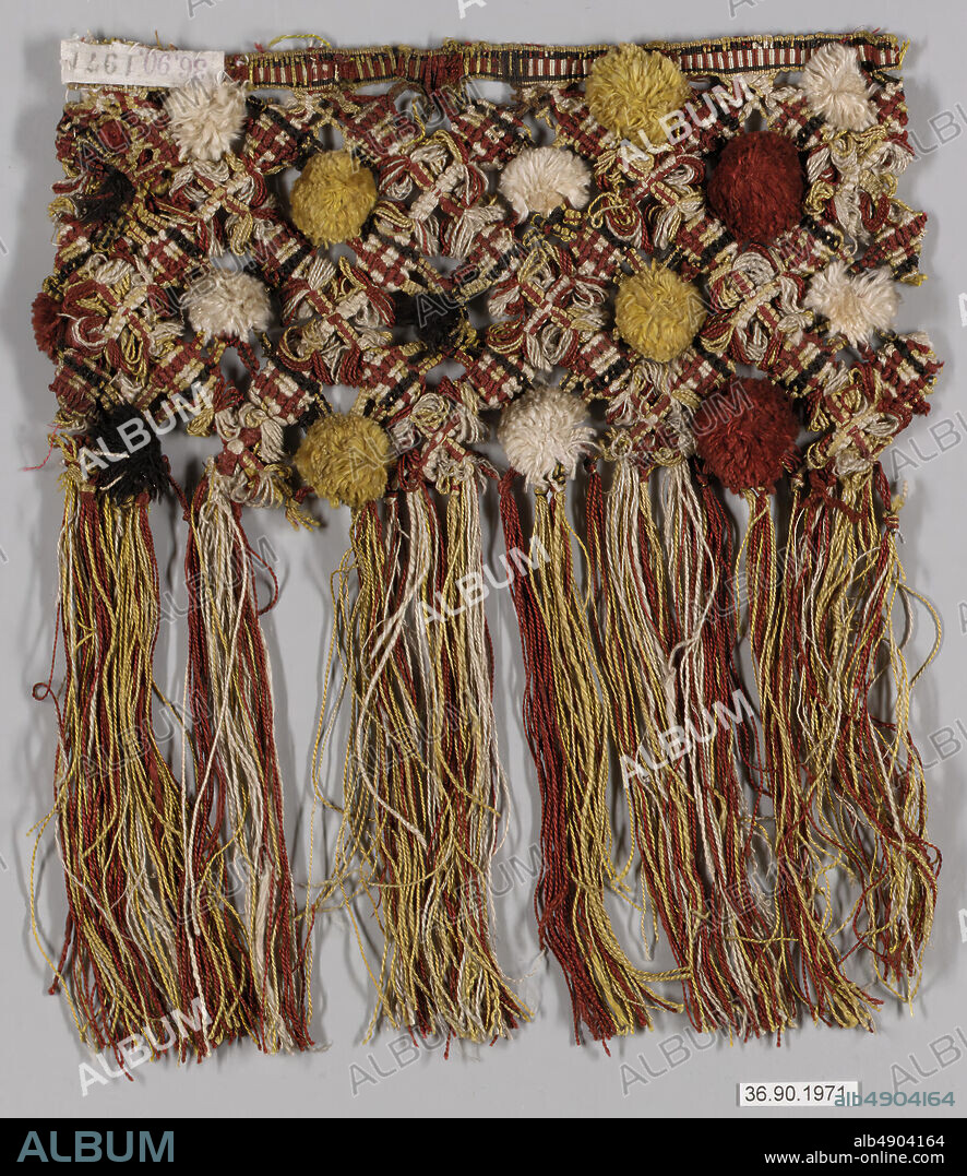 Fringe, Spanish, early 18th century, Spanish, L. 8 1/2 x W. 7 3/4 inches, 21.6 x 19.7 cm, Textiles-Trimmings.