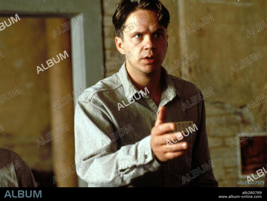 TIM ROBBINS in THE SHAWSHANK REDEMPTION, 1994, directed by FRANK DARABONT. Copyright CASTLE ROCK ENTERTAINMENT / WEINSTEIN, MICHAEL.