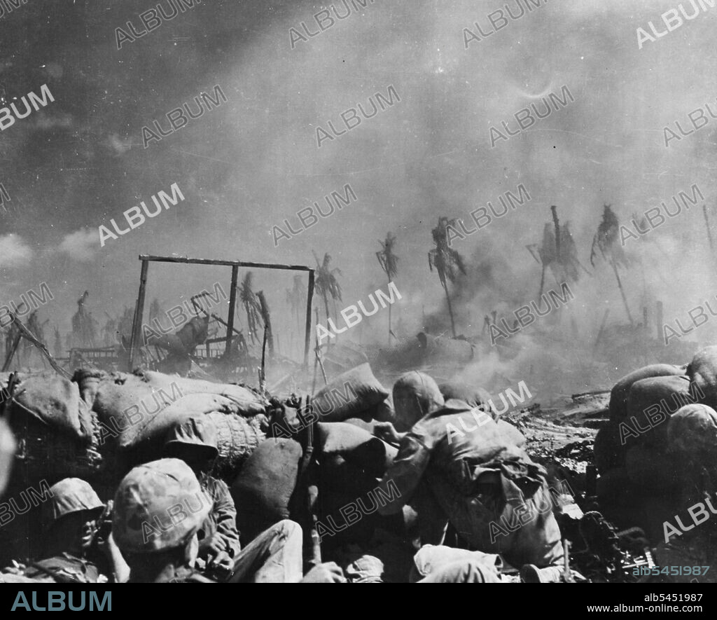 In 1943, the United States began to push back the enemy in the Pacific. Fighting from island to Island, U.S. forces proceeded steadily toward Japan. The strategic Island of Targwa was captured by U.S. soldiers after a four-day battle with tremendous losses. September 18, 1950. (Photo by United States Information Services).