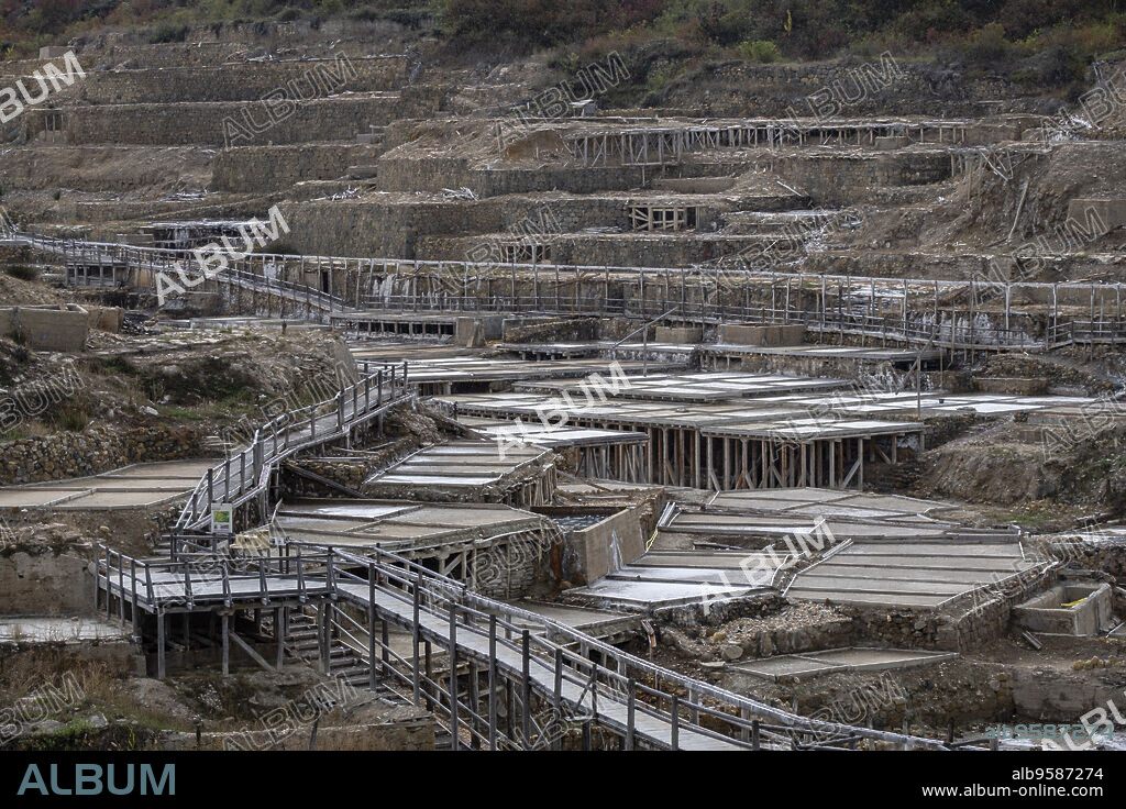 salinas de Añana, patrimonio agrícola mundial ,comarca de Cuadrilla de Añana , Alava, País Vasco, Spain.