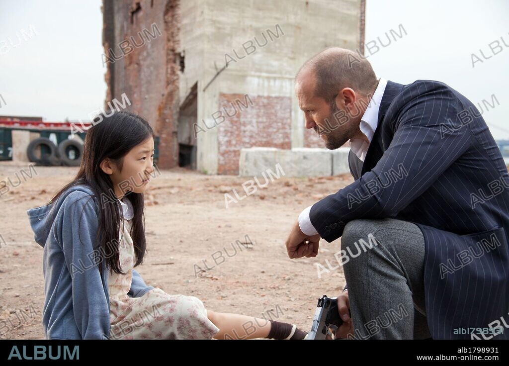 CATHERINE CHAN and JASON STATHAM in SAFE, 2012, directed by BOAZ YAKIN. Copyright AUTOMATIK ENTERTAINMENT.