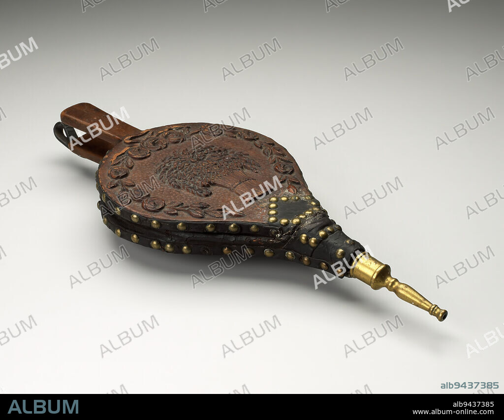 Bellows, c. 1810, Samuel McIntire, American, 21 1/2 x 8 1/2 x 2 7/16 in. (54.61 x 21.59 x 6.19 cm), Wood, leather, brass, 19th century.