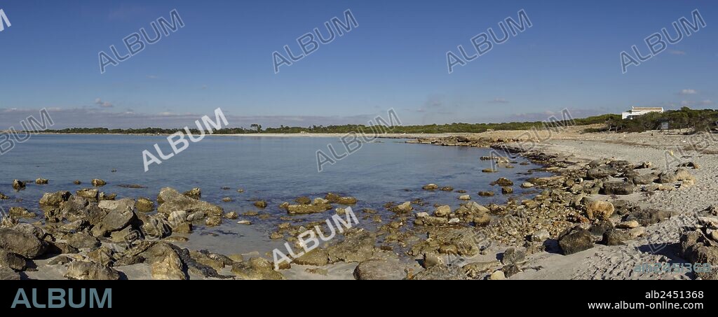 playa Es Caragol.espacio de alta proteccion medioambiental, Santaniy,comarca de Migjorn, Mallorca. Islas Baleares. Spain.