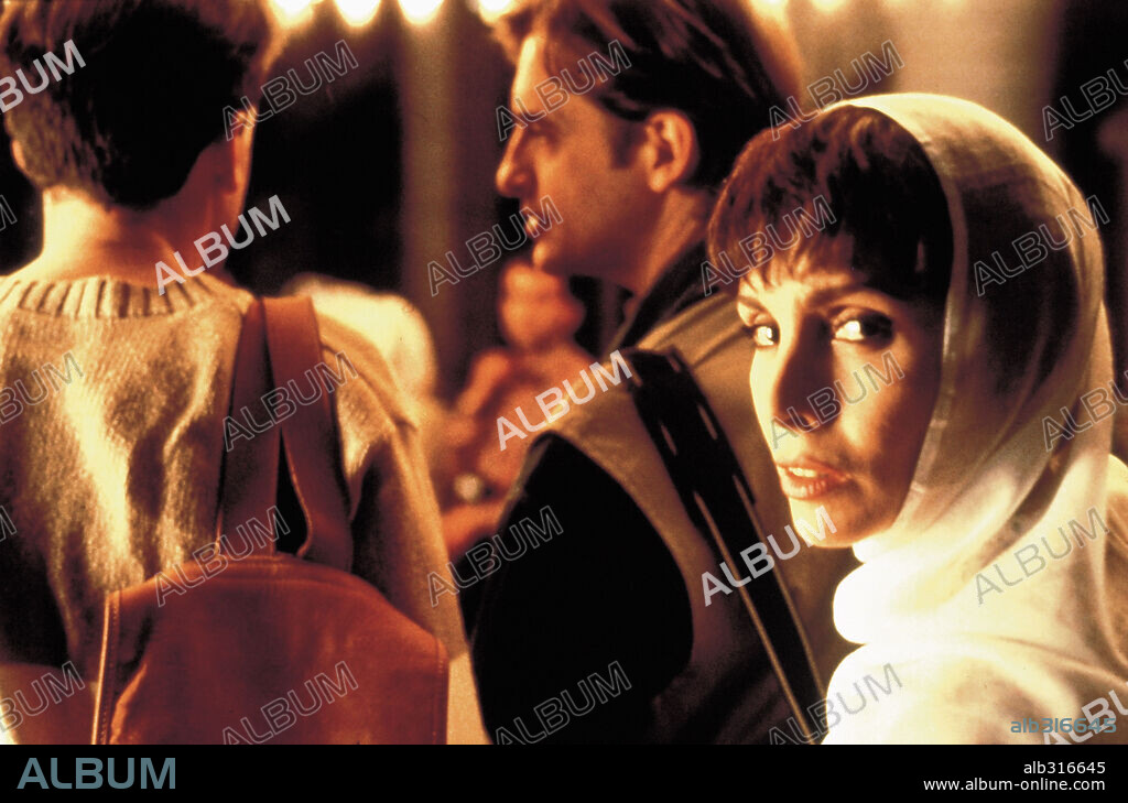 ANA BELEN en LA PASION TURCA, 1994, dirigida por VICENTE ARANDA. Copyright CARTEL/LOLA FILMS/SOGEPAQ / FERNÁNDEZ, PIPO.