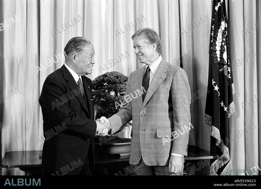 U.S. President Jimmy Carter shaking hands with Japanese Prime Minister Masayoshi Ohira, Washington, D.C., USA, Marion S. Trikosko, US News & World Report Magazine Collection, May 2, 1979.