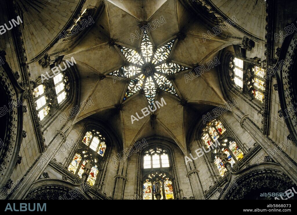 Catedral; cúpula de la Capilla de los Condestables (arquitectura gótica ) (Camino de Santiago).