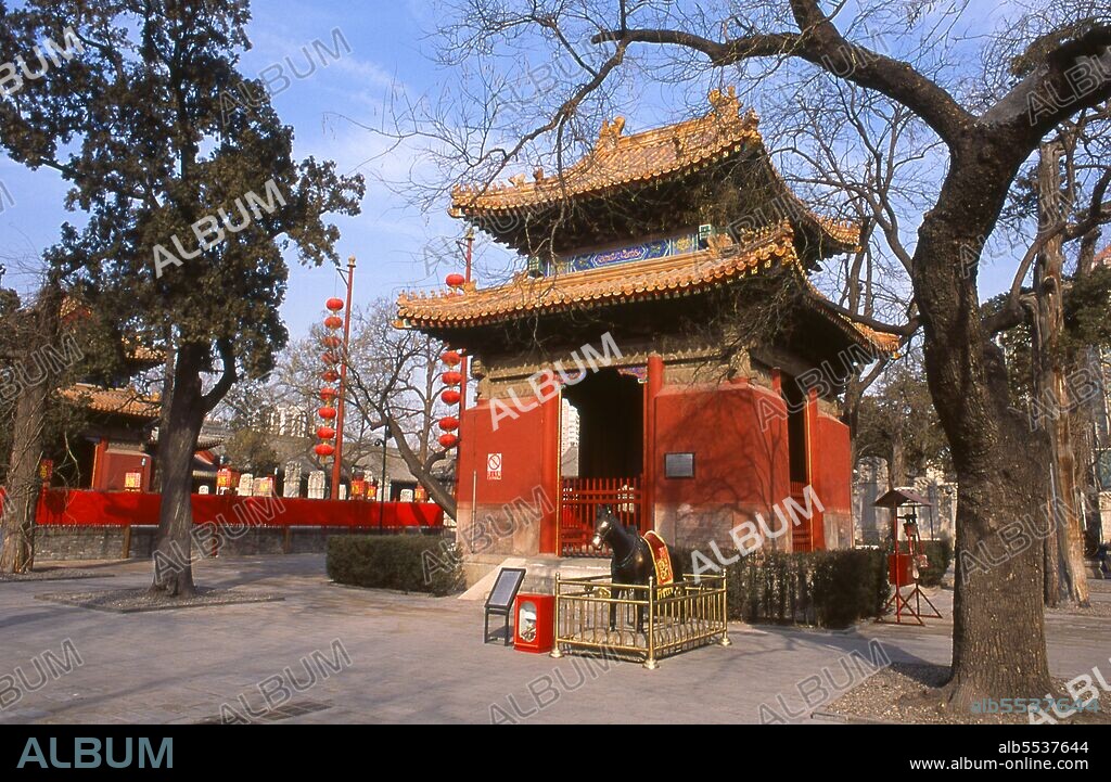 Beijing Dongyue Temple, literally Beijing Eastern Peak Temple, was built between 1314 and 1320, when it was one of the largest Taoist temples in Beijing. The complex has three courtyards. In the centre of the Hall of Taishan Mountain are statues of the God of Taishan Mountain and his high-ranking attendants. Corridors house 72 statues of deities, called 'chiefs of departments', some handing out harsh punishments to people who have done bad things. Dongyue Temple was burned down during a battle in the Yuan dynasty (1271 - 1368) and was rebuilt during the Ming dynasty (1368 - 1644). The current complex dates back to the Qing dynasty (1644 - 1912), but retains the style of the Yuan and Ming.