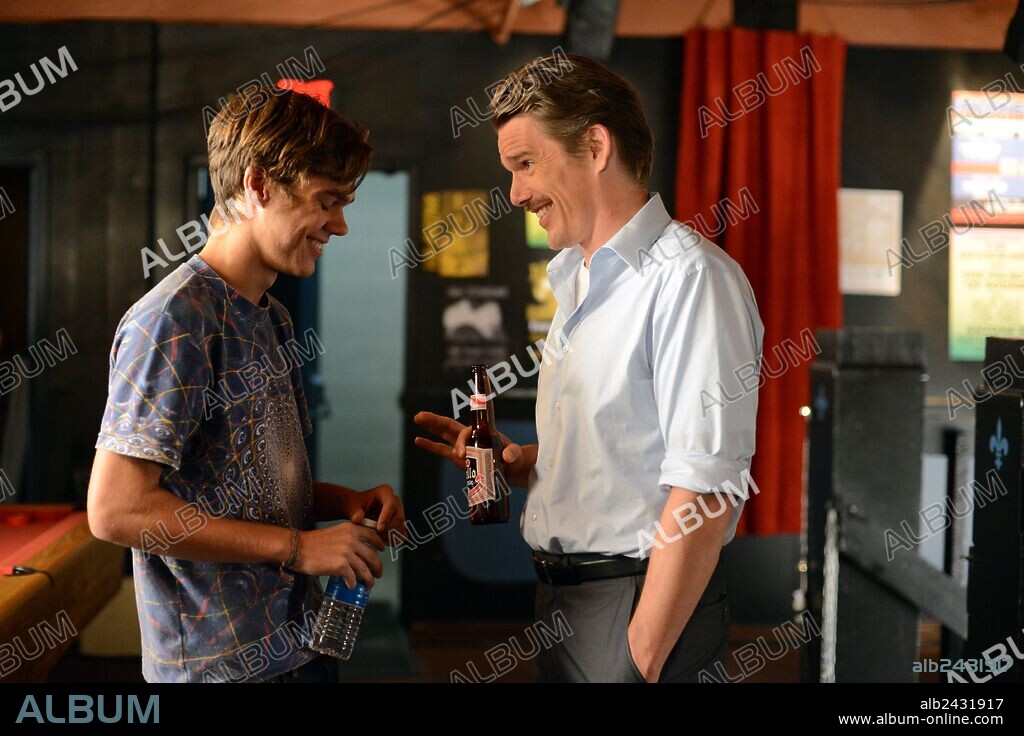 ELLAR COLTRANE y ETHAN HAWKE en BOYHOOD-MOMENTOS DE UNA VIDA, 2014 (BOYHOOD), dirigida por RICHARD LINKLATER. Copyright IFC PRODUCTIONS/DETOUR FILMPRODUCTION.