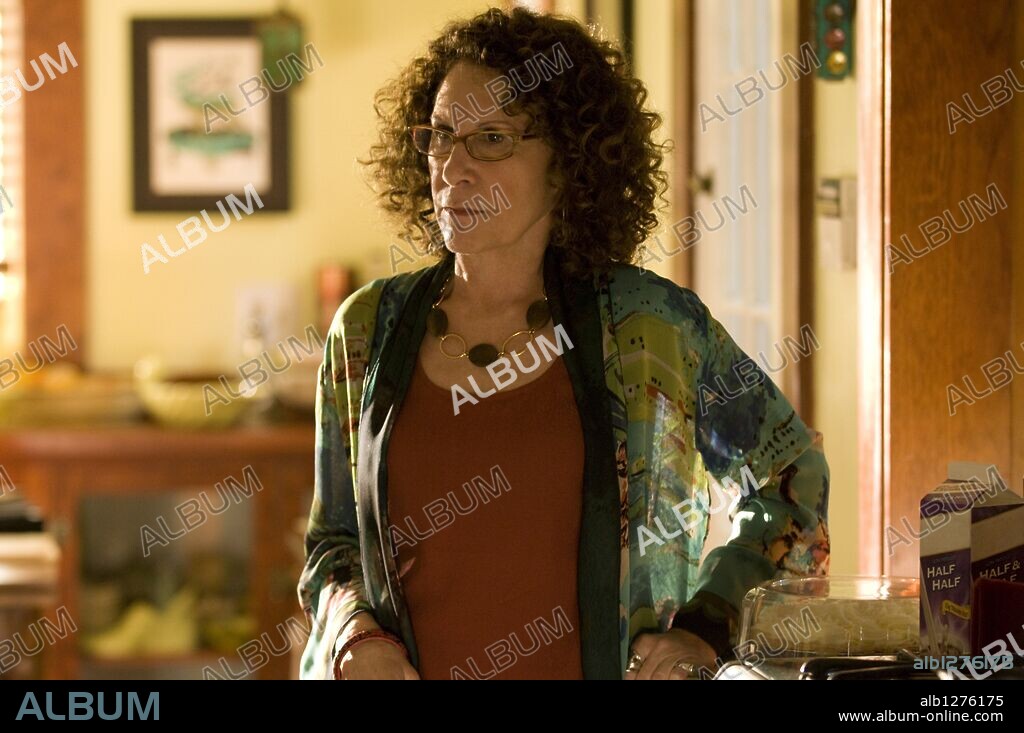 RHEA PERLMAN in HUNG, 2009, directed by DANIEL ATTIAS. Copyright E1 ENTERTAINMEN/HOME BOX OFFICE/TENNESSEE WOLF PACK / TERRELL, LACEY.