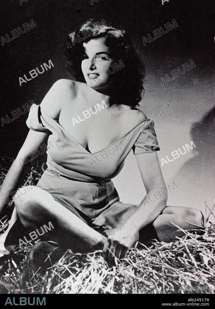 JANE RUSSELL in THE OUTLAW, 1943, directed by HOWARD HUGHES. Copyright RKO.
