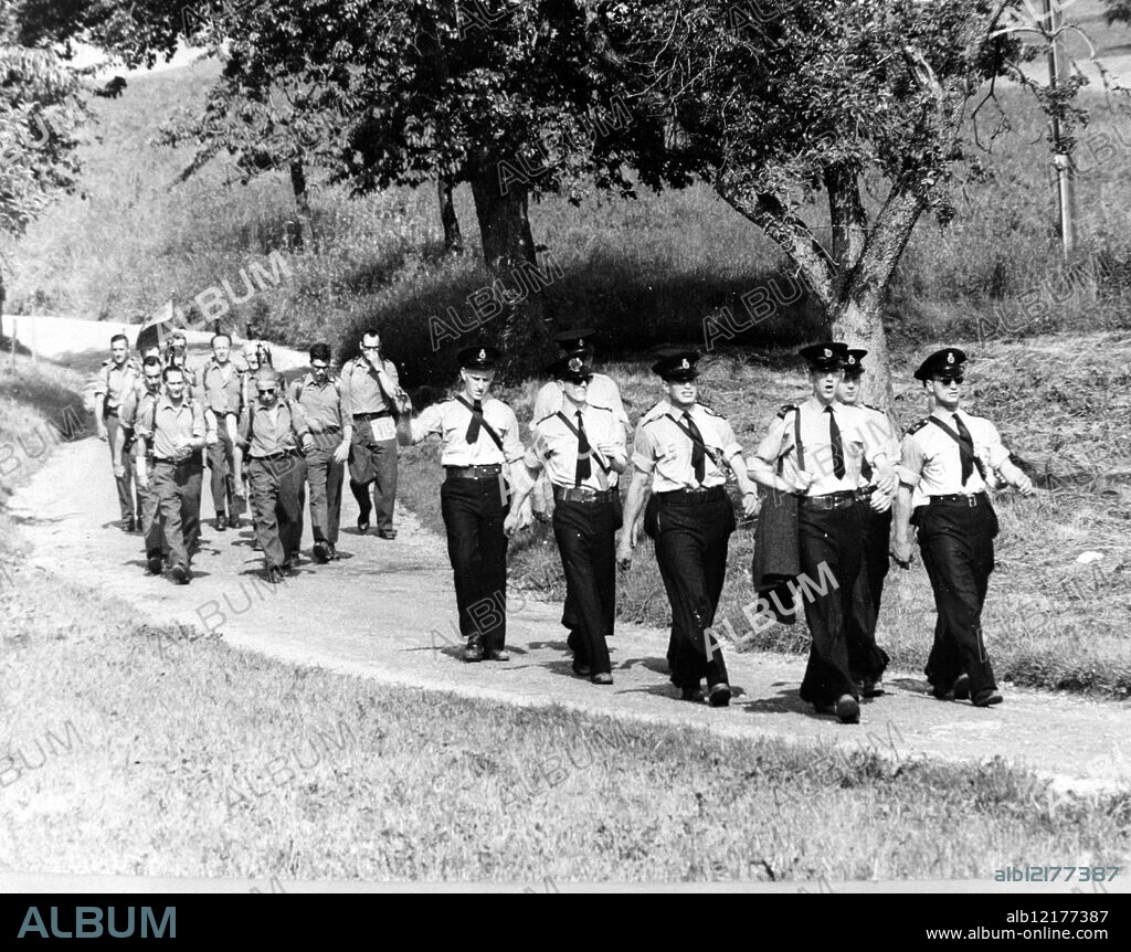 LONDON POLICE IN MARCH OUTSIDE BERNE, SWITZERLAND ;. 8 JUNE 1964.
