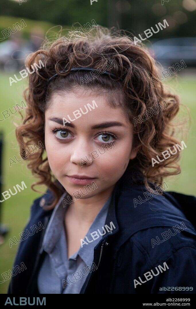 SARAH HYLAND in VAMPIRE ACADEMY, 2014, directed by MARK WATERS. Copyright RELIANCE PICTURES.